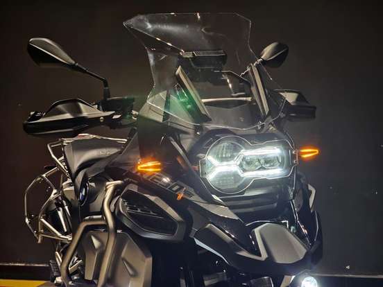 BMW-R 1250 GS ADVENTURE PREMIUM TRIPLE BLACK BMW-R 1250 GS ADVENTURE PREMIUM TRIPLE BLACK-2023