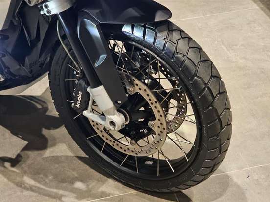 BMW-R 1250 GS ADVENTURE PREMIUM TRIPLE BLACK-2023