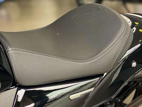 BMW-R 12 BMW-R 12-2025