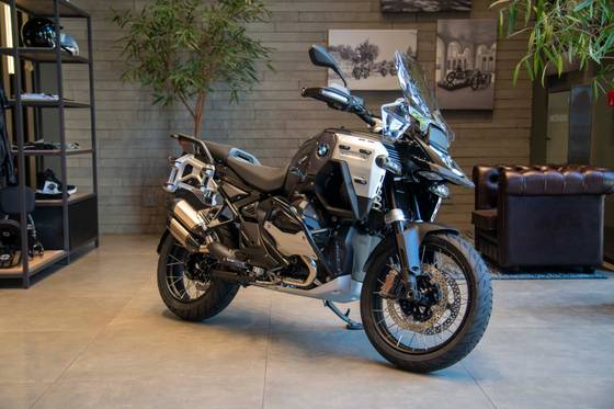 BMW R 1300 GS ADVENTURE TRIPLE BLACK 