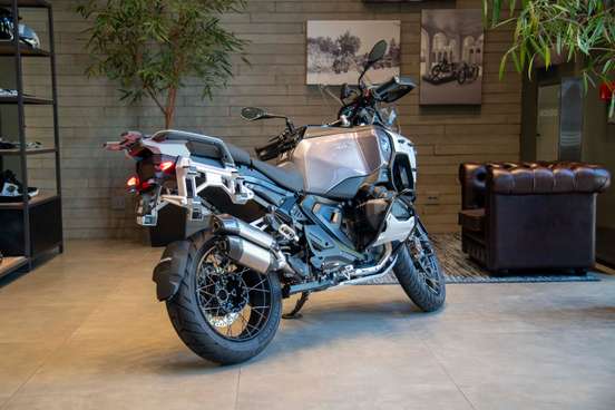 BMW-R 1300 GS ADVENTURE TRIPLE BLACK-2026