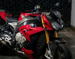 BMW S 1000 R BMW S 1000 R