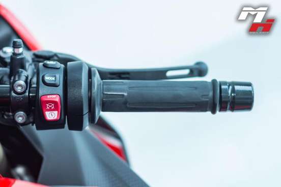 BMW-S 1000 RR-2023