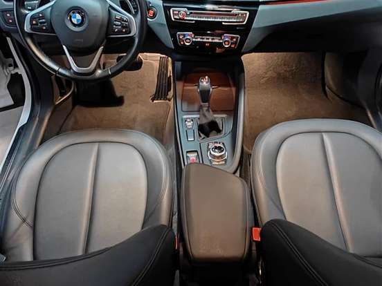 BMW-X1-2.0 16V TURBO ACTIVEFLEX SDRIVE20I 4P AUTOMÁTICO BMW-X1-2017