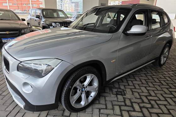 BMW X1 2.0 16V TURBO GASOLINA SDRIVE20I 4P AUTOMÁTICO