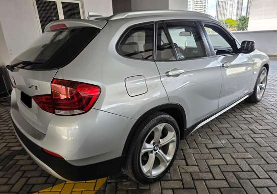 BMW-X1-2.0 16V TURBO GASOLINA SDRIVE20I 4P AUTOMÁTICO BMW-X1-2012