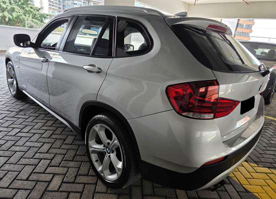 BMW-X1-2.0 16V TURBO GASOLINA SDRIVE20I 4P AUTOMÁTICO BMW-X1-2012