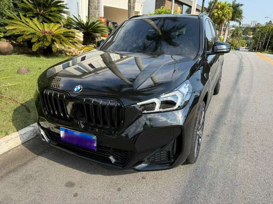 BMW-X1-2024