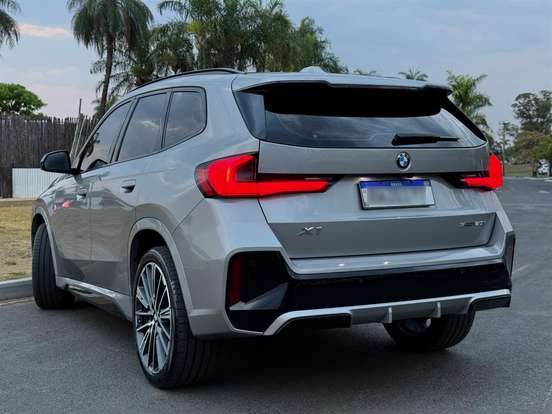 BMW-X1-2023