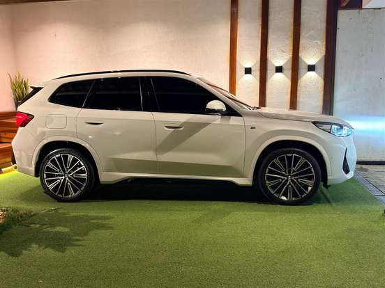 BMW-X1-2.0 16V TURBO GASOLINA SDRIVE20I M SPORT STEPTRONIC BMW-X1-2023