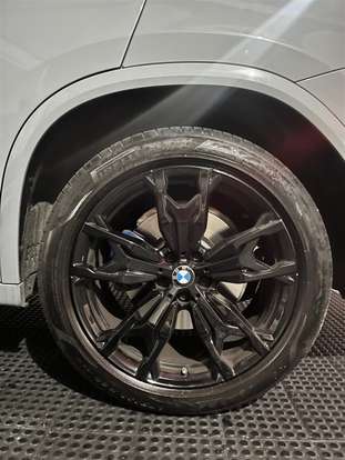 BMW-X4-2023