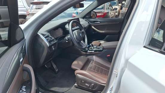 BMW-X4-2024