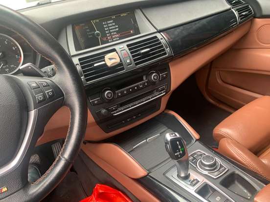 BMW-X5-2012