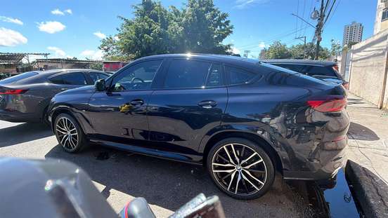 BMW-X6-3.0 TWINPOWER GASOLINA XDRIVE40I M SPORT AUTOMÁTICO BMW-X6-2025