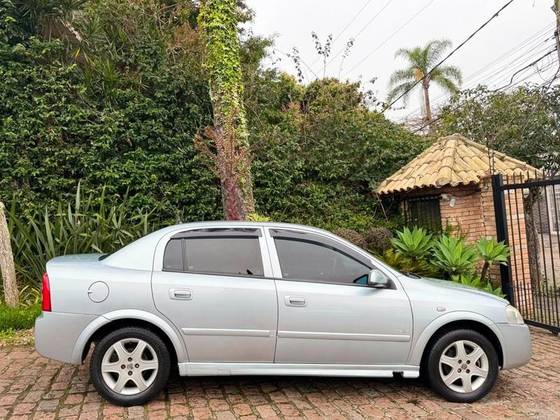 CHEVROLET ASTRA 2.0 MPFI ADVANTAGE 8V FLEX 4P MANUAL