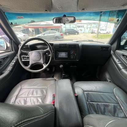 CHEVROLET-BLAZER-2000
