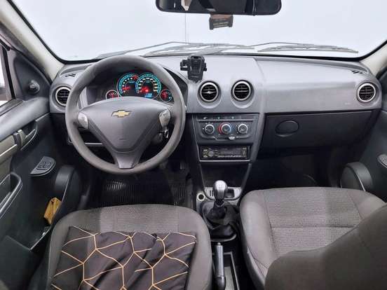 CHEVROLET-CELTA-2015