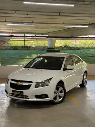 CHEVROLET CRUZE 1.8 LT 16V FLEX 4P MANUAL