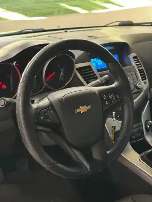 CHEVROLET-CRUZE-1.8 LT 16V FLEX 4P MANUAL CHEVROLET-CRUZE-2013