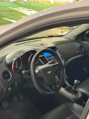 CHEVROLET-CRUZE-2013