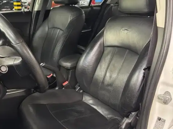 CHEVROLET-CRUZE-1.8 LT 16V FLEX 4P MANUAL CHEVROLET-CRUZE-2013
