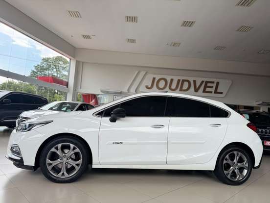 CHEVROLET-CRUZE-2019
