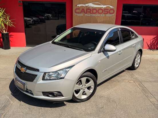 CHEVROLET-CRUZE-2013