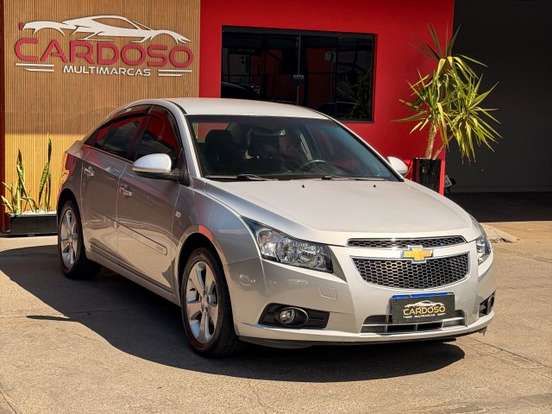CHEVROLET-CRUZE-2013