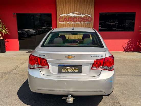 CHEVROLET-CRUZE-2013