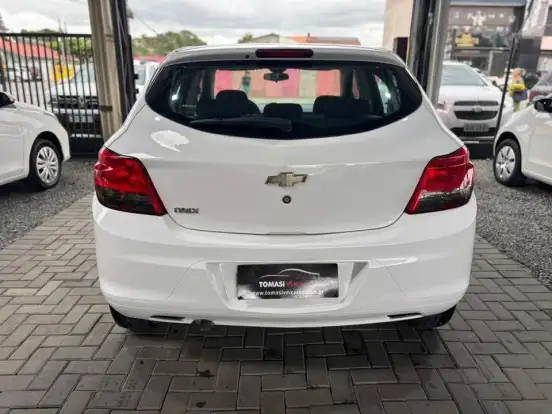 CHEVROLET-ONIX-2019