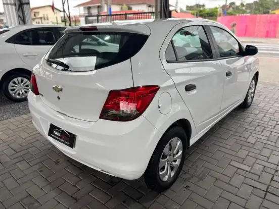 CHEVROLET-ONIX-1.0 MPFI JOY 8V FLEX 4P MANUAL CHEVROLET-ONIX-2019