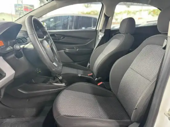 CHEVROLET-ONIX-2019