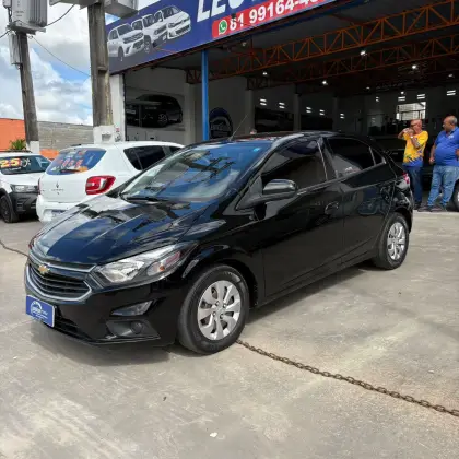 CHEVROLET ONIX 1.0 MPFI LT 8V FLEX 4P MANUAL