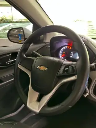 CHEVROLET-ONIX-2018