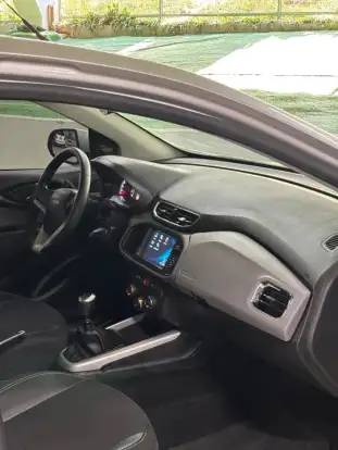 CHEVROLET-ONIX-2018