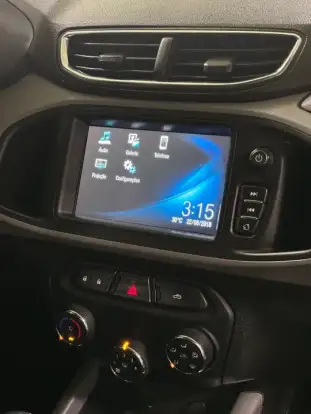 CHEVROLET-ONIX-2018