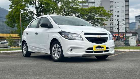 CHEVROLET-ONIX-2018