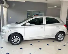 CHEVROLET ONIX 1.0 MPFI LS 8V FLEX 4P MANUAL CHEVROLET ONIX 1.0 MPFI LS 8V FLEX 4P MANUAL