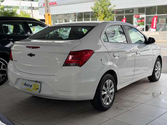 CHEVROLET-ONIX-1.0 TURBO FLEX PLUS PREMIER MIDNIGHT AUTOMÁTICO CHEVROLET-ONIX-2021