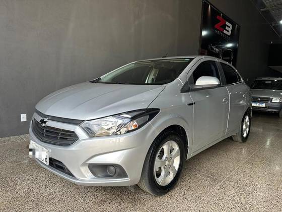 CHEVROLET ONIX 1.4 MPFI ACTIV 8V FLEX 4P AUTOMÁTICO