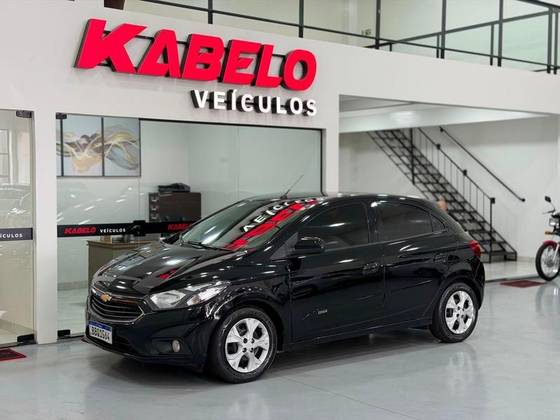 CHEVROLET ONIX 1.4 MPFI LT 8V FLEX 4P MANUAL