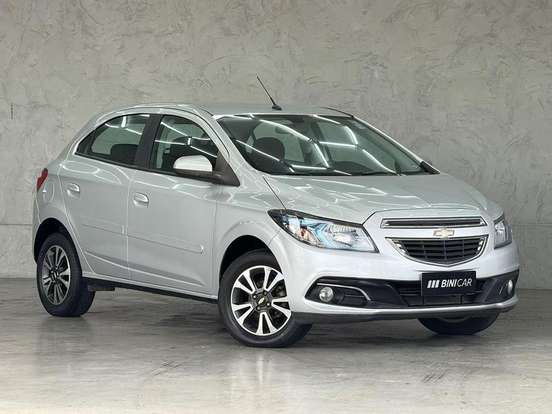 CHEVROLET-ONIX-2015