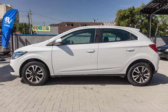 CHEVROLET-ONIX-2013