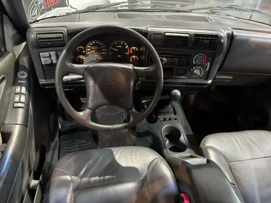 CHEVROLET-S10-2000