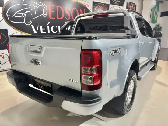 CHEVROLET-S10-2.8 LT 4X4 CD 16V TURBO DIESEL 4P AUTOMÁTICO CHEVROLET-S10-2013