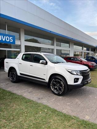 CHEVROLET S10 2.8 16V TURBO DIESEL HIGH COUNTRY CD 4X4 AUTOMÁTICO
