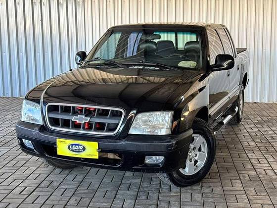 CHEVROLET S10 2.8 DLX 4X4 CD 12V TURBO INTERCOOLER DIESEL 4P MANUAL