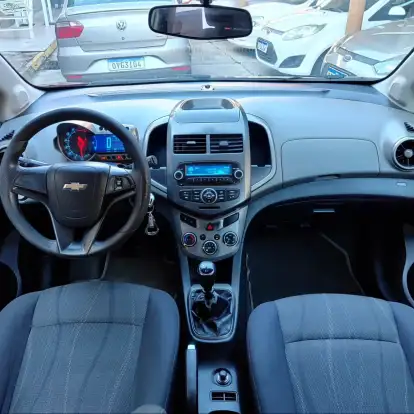 CHEVROLET-SONIC-2012