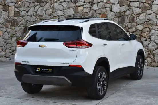CHEVROLET-TRACKER-2025