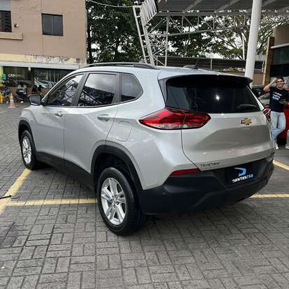 CHEVROLET-TRACKER-2022